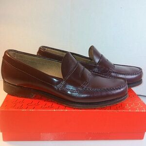 GH Bass Weejuns Whitney Iconic Oxblood Leather Penny Loafers 6